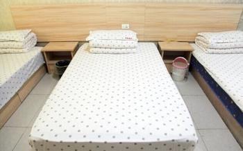 Wuhan Minghang Guesthouse Екстериор снимка