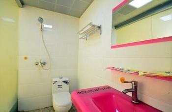 Wuhan Minghang Guesthouse Екстериор снимка